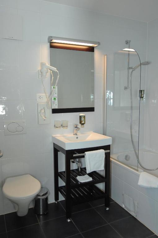 Auberge De La Gare Grandvaux Room photo