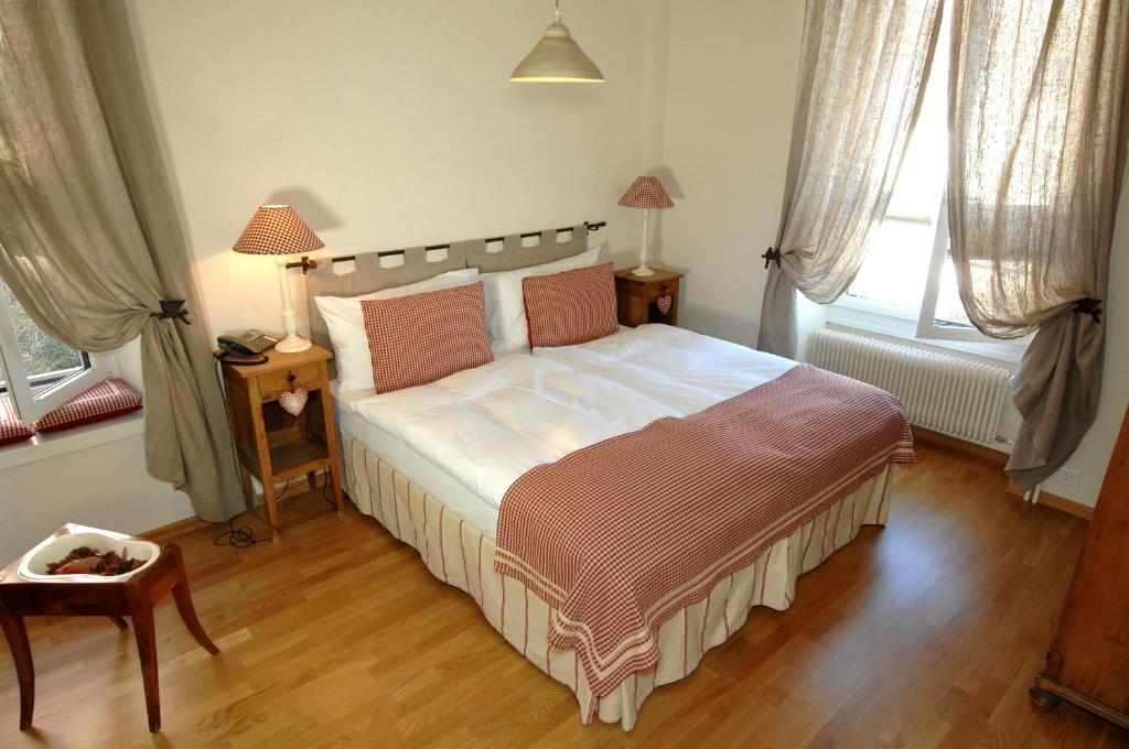 Auberge De La Gare Grandvaux Room photo