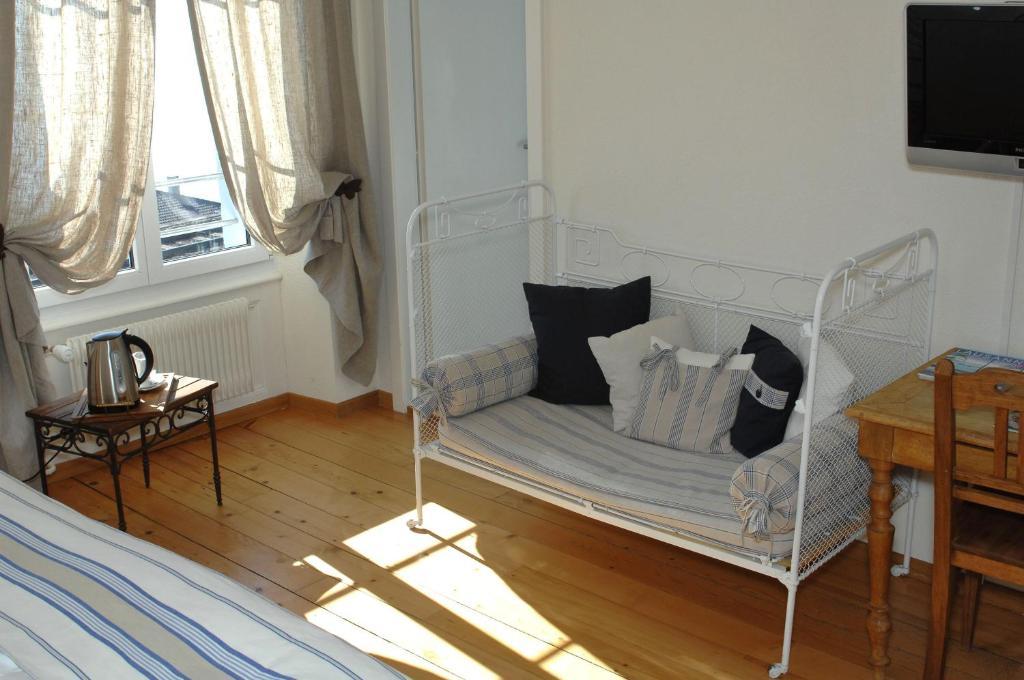 Auberge De La Gare Grandvaux Room photo